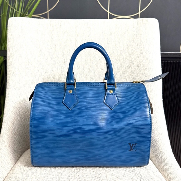 Authentic Louis Vuitton Speedy 25 bag blue Epi leather - Picture 1 of 16